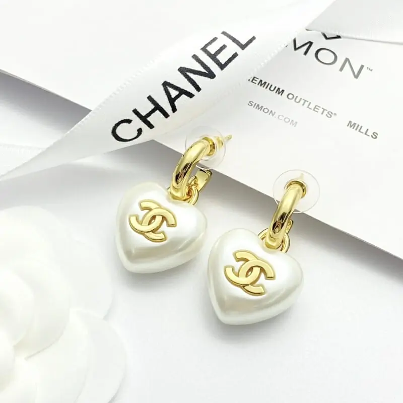 chanel boucles doreilles pour femme s_12534454